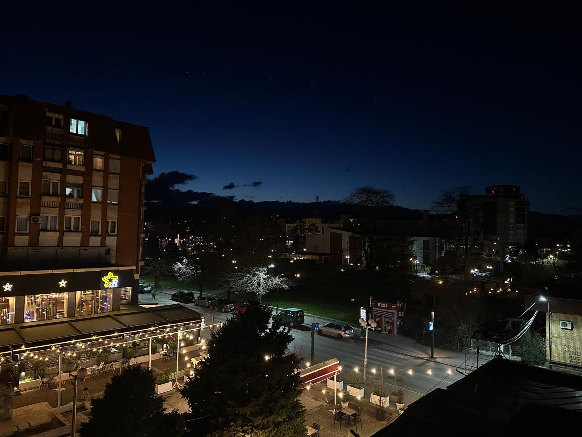 Studio Y Gjakova Экстерьер фото